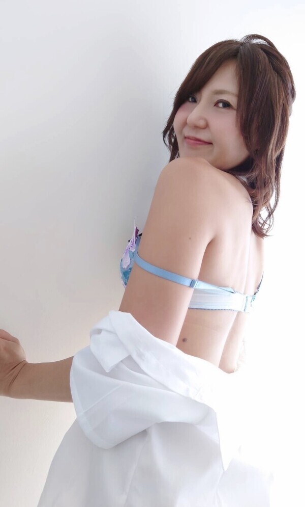 ねぇ…もっと近くにきて…