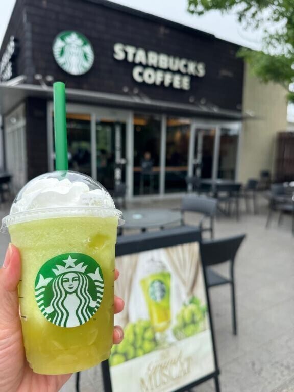 スタバの新作🍇
