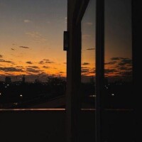 つき