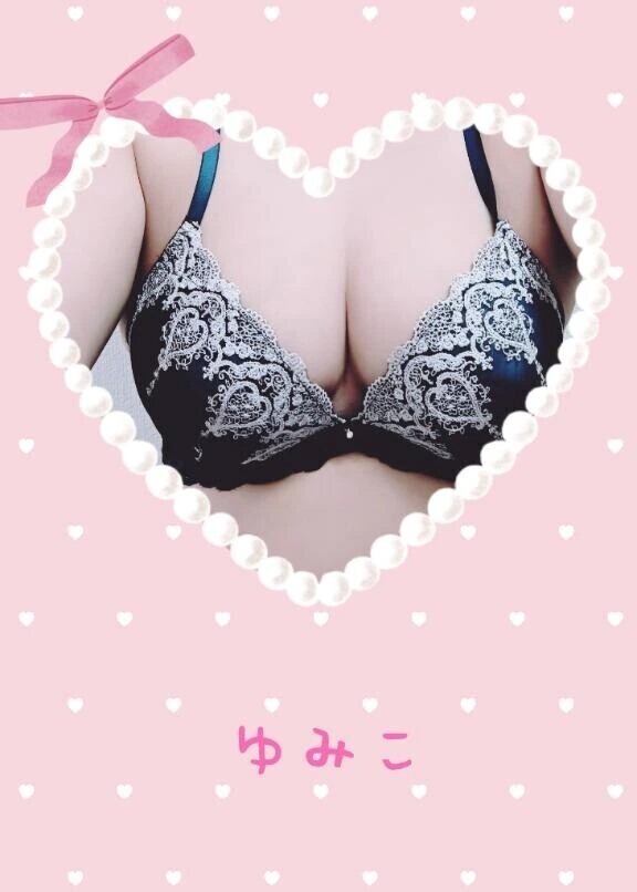 👙⟡.· 💛❤️見えそうで、見えない！？🎀