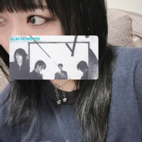 8月