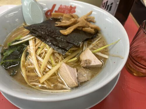 山岡家にはビール☺️