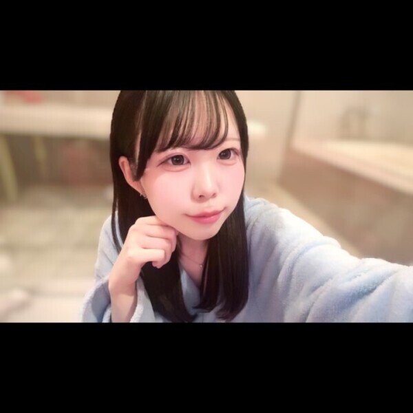 ガウンの下は、、、