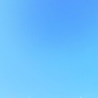 この青なーんだ