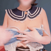 アレがチラ見え👀🥧