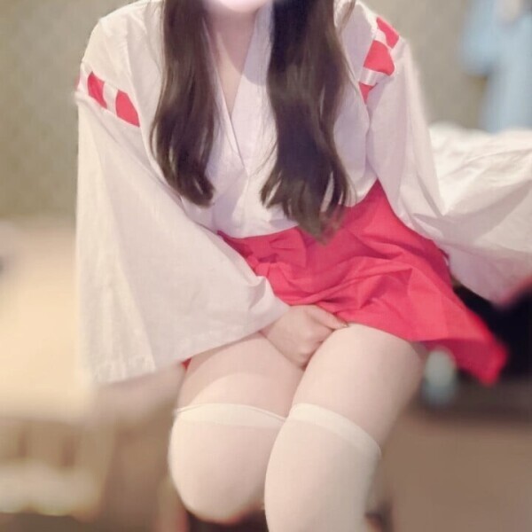 （っ o̴̶̷̫ o̴̶̷ )╮ =͟͟͞͞︎💗