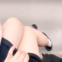 めろ
