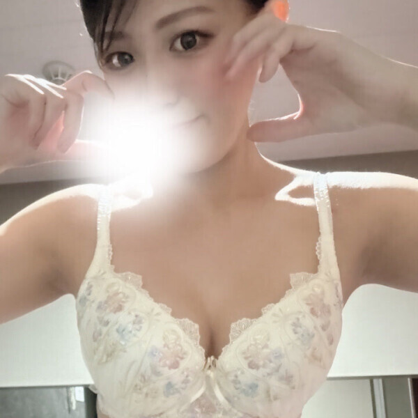 おはようございます??ハ━━━ヾ(。´囗`)ノ━━━イ