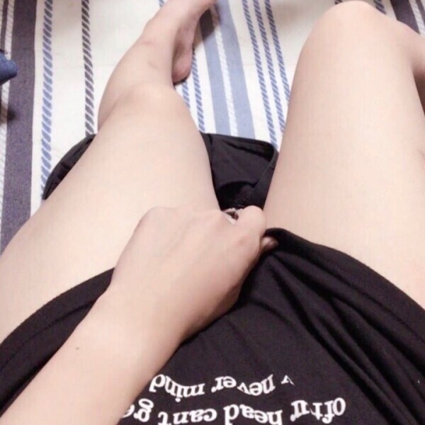 Tシャツだけもエチ///?