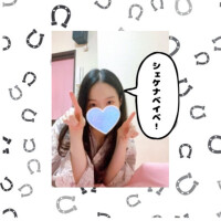 このポーズ、どこかのロックスターに似てるらしい???