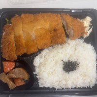 今日のランチでクイズです??