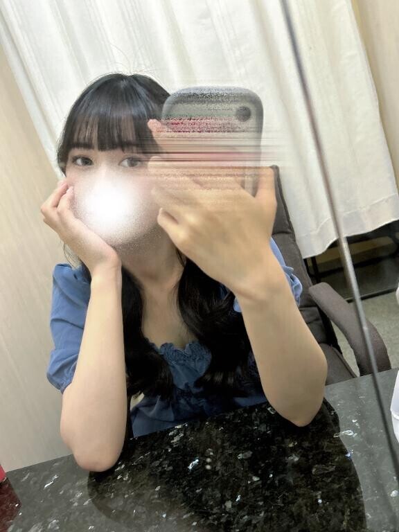見た目は清楚系、中身は...？