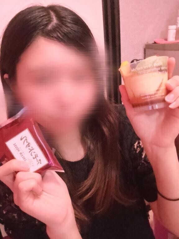 実はとんでもないくびれで…