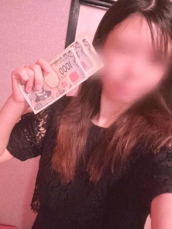 その後もたっぷり焦らしで暴発寸前のチ??ポを最後は生マ??コでたっぷり搾り取ってくれる噂の凄テク