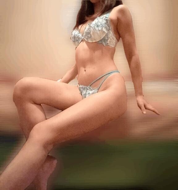 ギン立ちチ??ポをズッポシ挿??入！