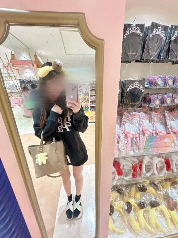 禁断の密着、始まりました?