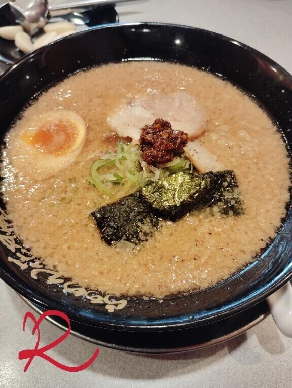 もたれる