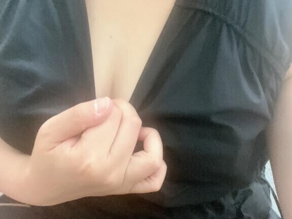 初めまして(=・ω・）ノ♡♡