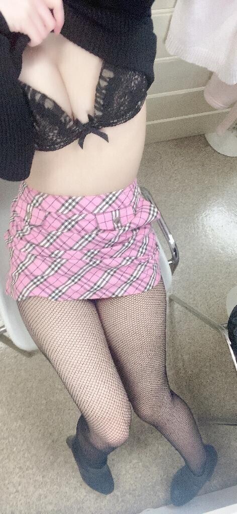 美脚ストッキングでぐりぐり…