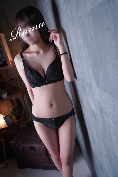 宣材撮ってもらったよ〜！どうかな？