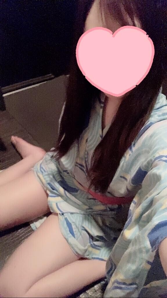 ぴちゃぴちょ音たてて、、