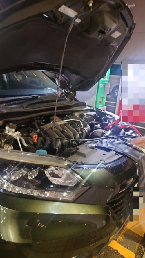 事件です🚗🪫