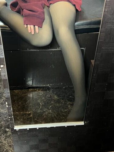 さむすぎタイツマン