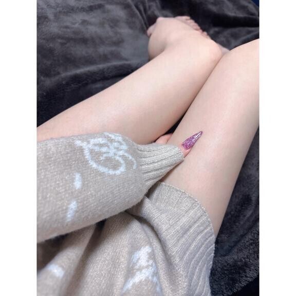自慢の脚でM男を虐めます??