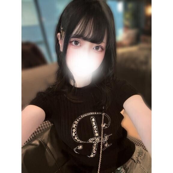 上目遣いで‥?