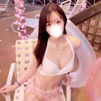 ゆりな