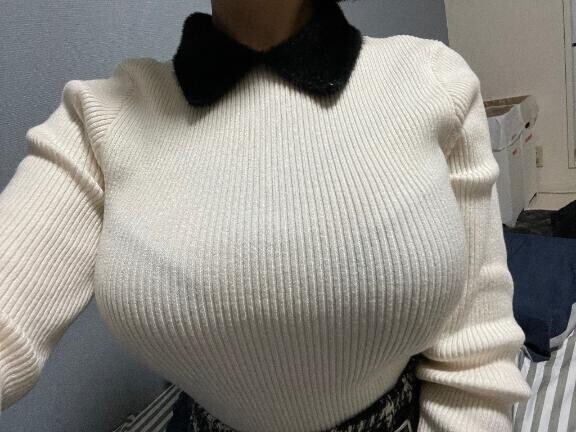 ? オッパイを押し付けてくるもんだから当然、僕は勃起して…