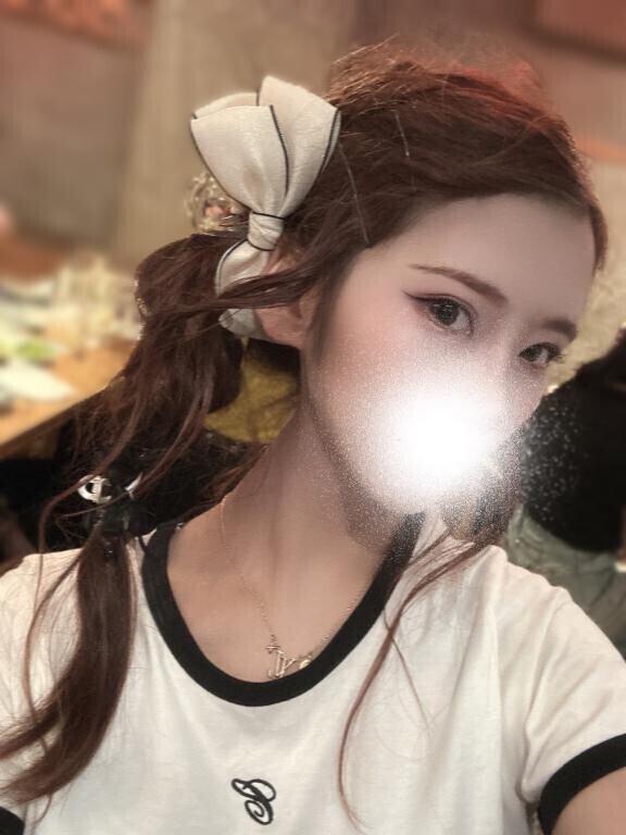 エロ女と、、?