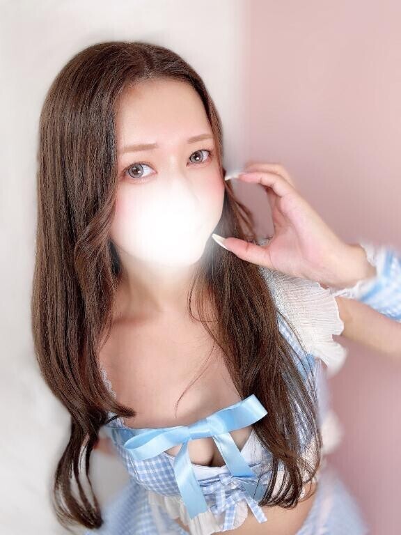 【ちょっと、、Tシャツ出しすぎじゃないですか？】