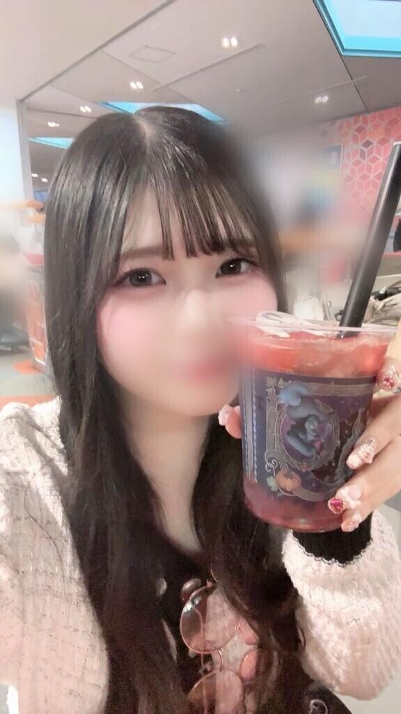 明日は出勤です??