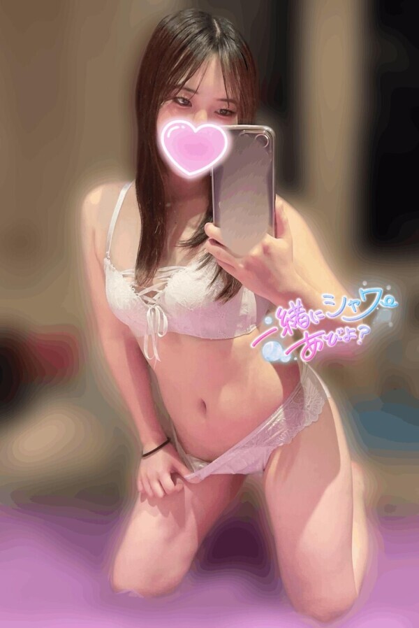 ??華奢な身体に…??