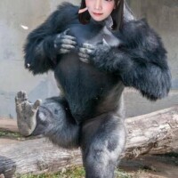 ?ウホッウホッ…??