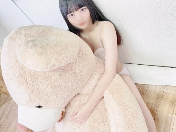 現役女子大生の内緒のバイト?