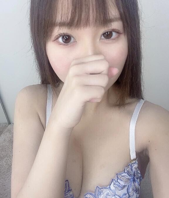 ?? 結局すぐヤらせてくれるエロい女が1番いい??