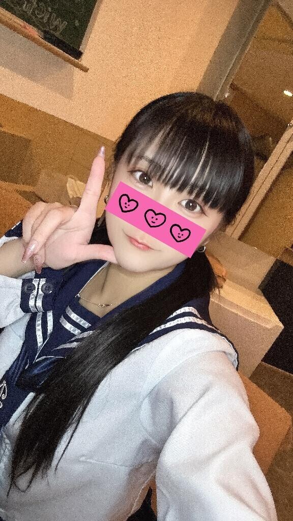 明日も制服で待ってるよ??