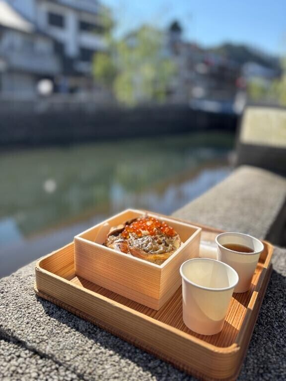 ?かに、食べに行こう～?