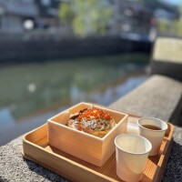 ?かに、食べに行こう～?