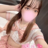 後ろから腰をおさえて、、