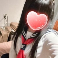 今日はセーラー服??