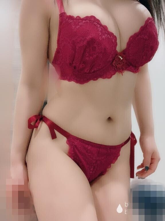 箱の中身はなんじゃろな
