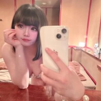 ○○で初の四つん這い?