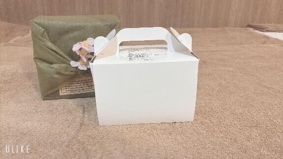 思い出してにやけとる?