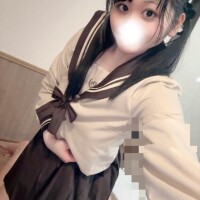 セーラー服でお待ちしてます?