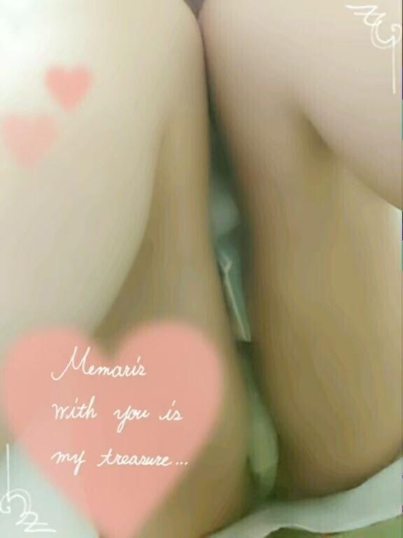 (*｣´□`)｣｛ 出勤してます