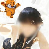 みいな
