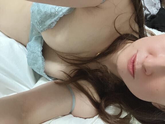 出勤準備前のゴロゴロ_(:3」∠)_